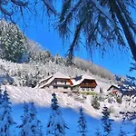 Halterhof 아파트 두르바흐